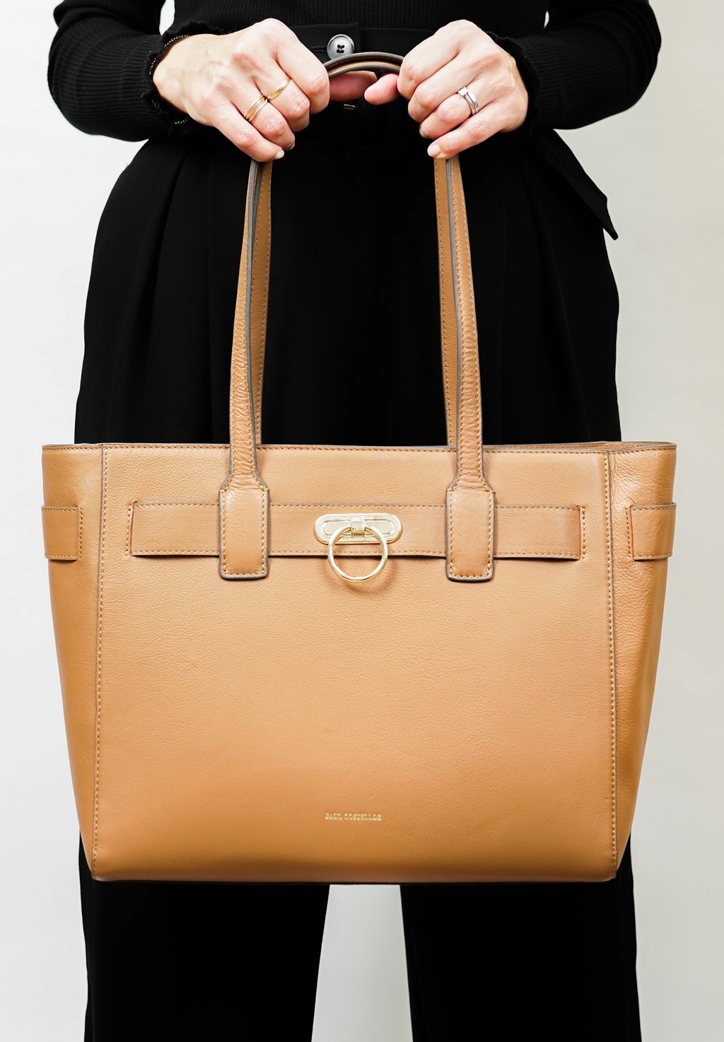 

Сумка-тоут ARTEMISIA Paul Costelloe, коричневый