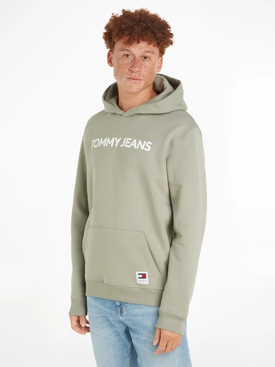 

Толстовка Tommy Jeans с капюшоном "TJM REG BOLD CLASSICS HOODIE EXT", с логотипом на груди, цвет Faded Willow