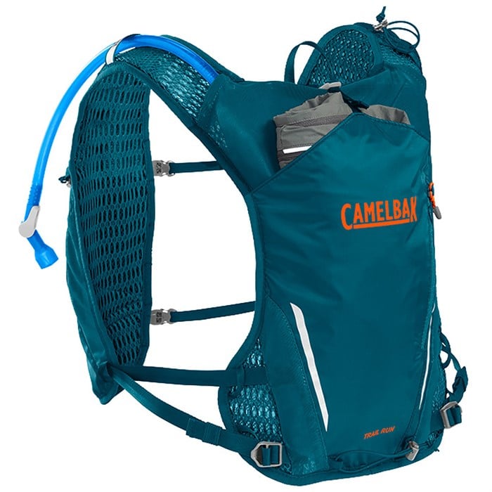 

Жилет для бега по кругу, 50 унций, питьевая система Camelbak, Corsair Teal