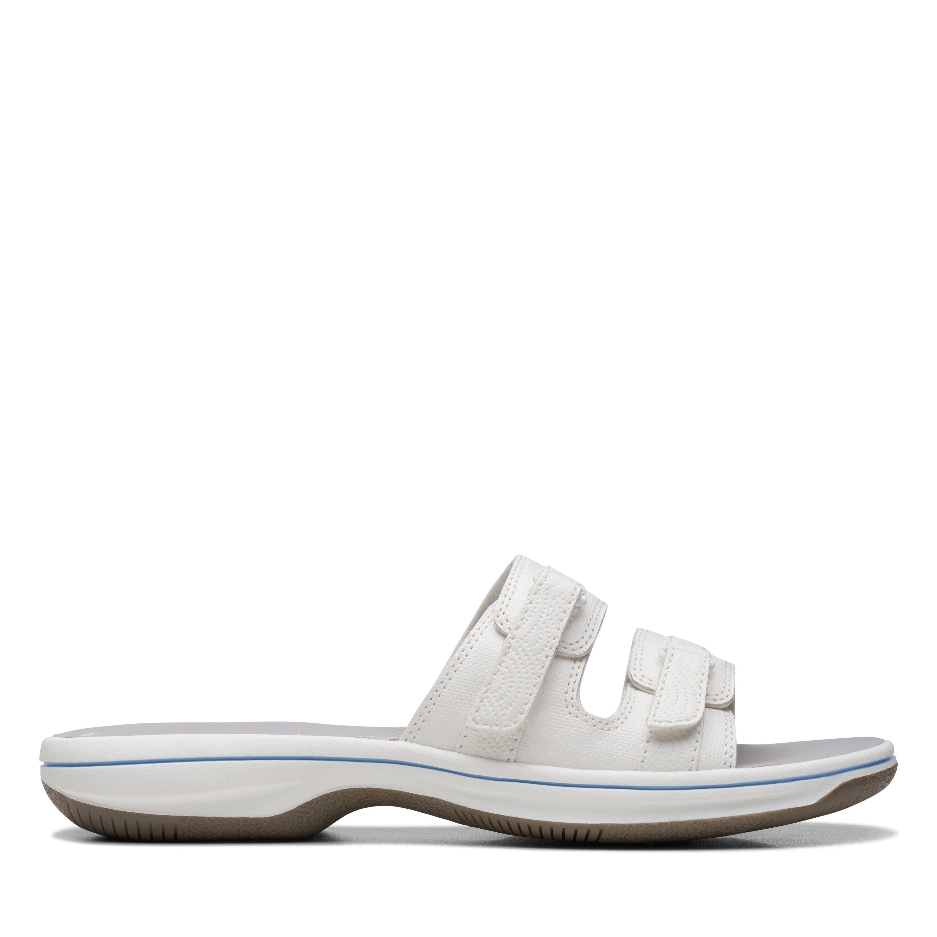 Классические мюли Clarks Breeze Piper в белом цвете из синтетического материала