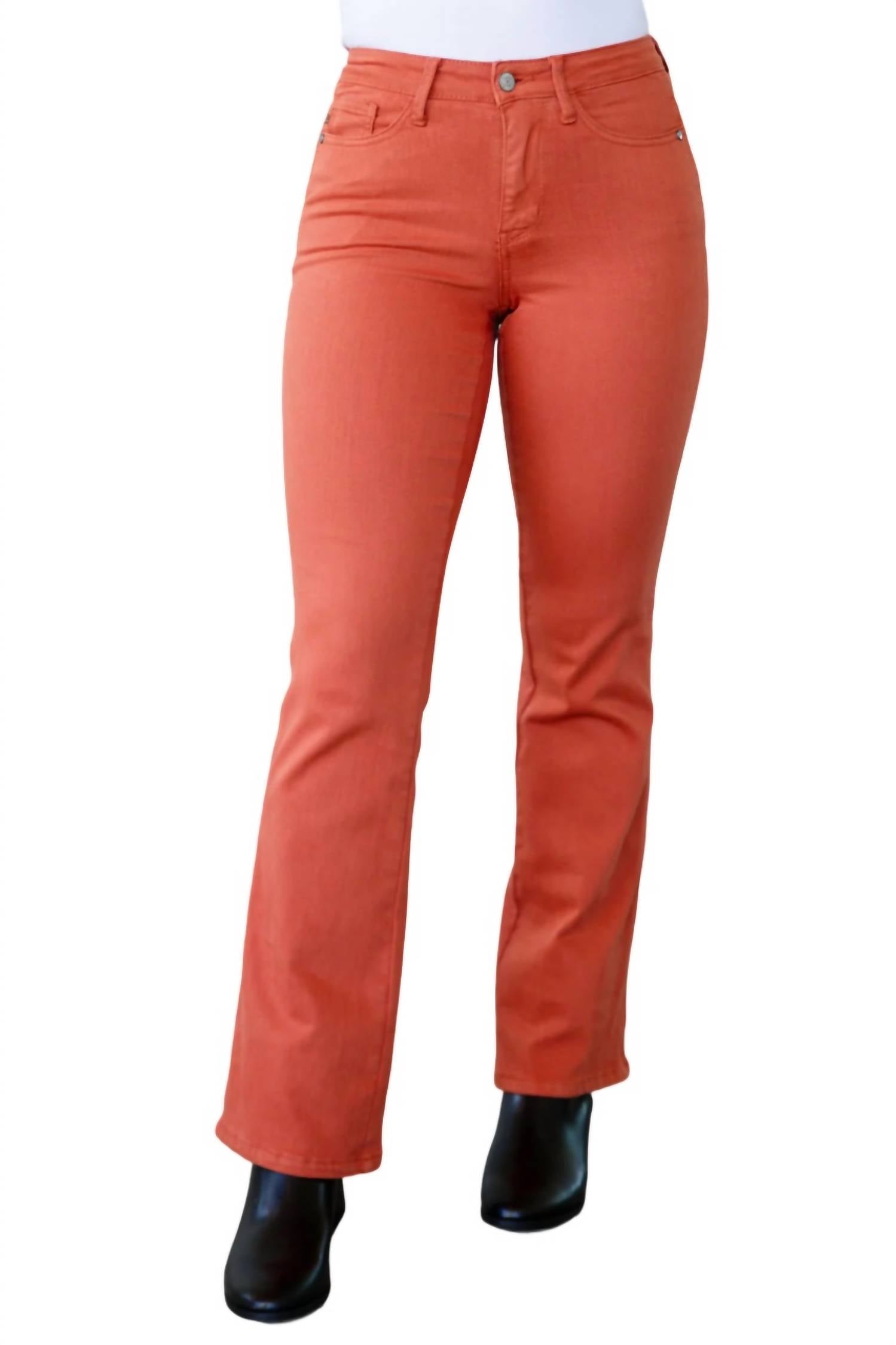 

Джинсы Bootcut Slim средней посадки в терракотовом цвете Judy Blue, цвет terracotta