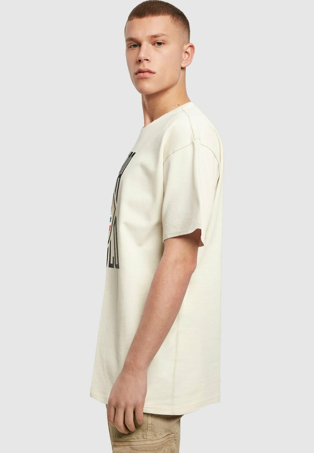 

Футболка с принтом FRIDA KAHLO LETTERING HEAVY OVERSIZE TEE Merchcode, бежевый