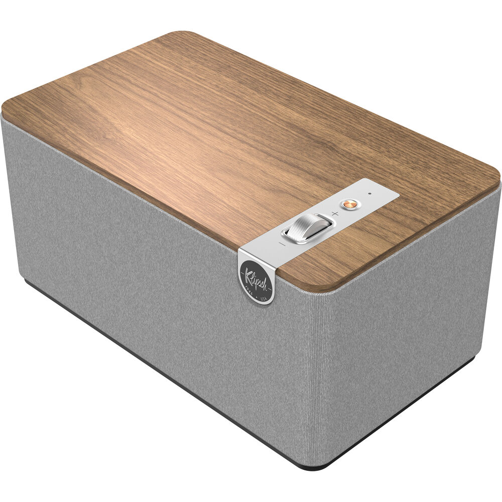 

Премиальная Bluetooth-колонка Klipsch The Three Plus (орех)