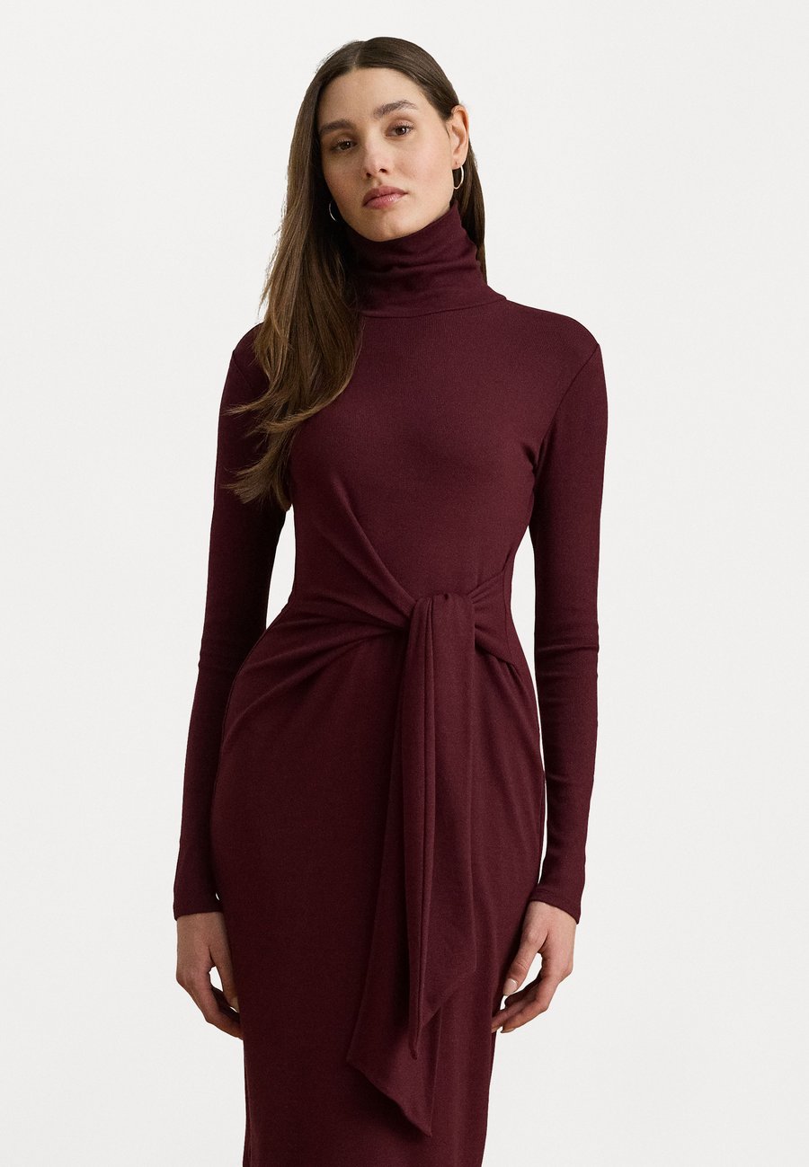 

Платье Lauren Ralph Lauren Petite TIE-FRONT TURTLENECK DRESS, Dark Garnet/Bordeaux