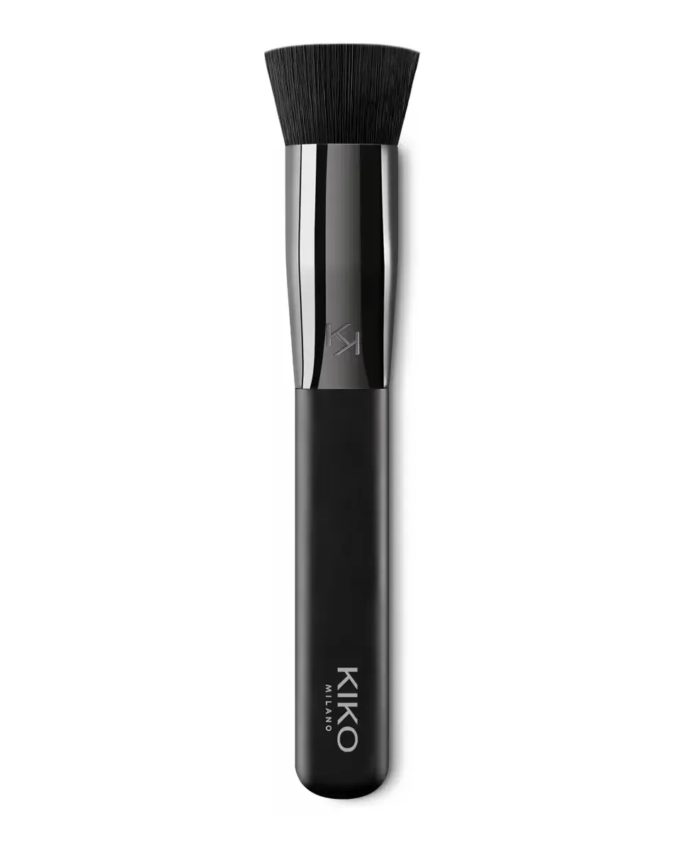 Кисть с ядерным спонжем для лица 06 Sponge Core Foundation Brush Kiko Milano