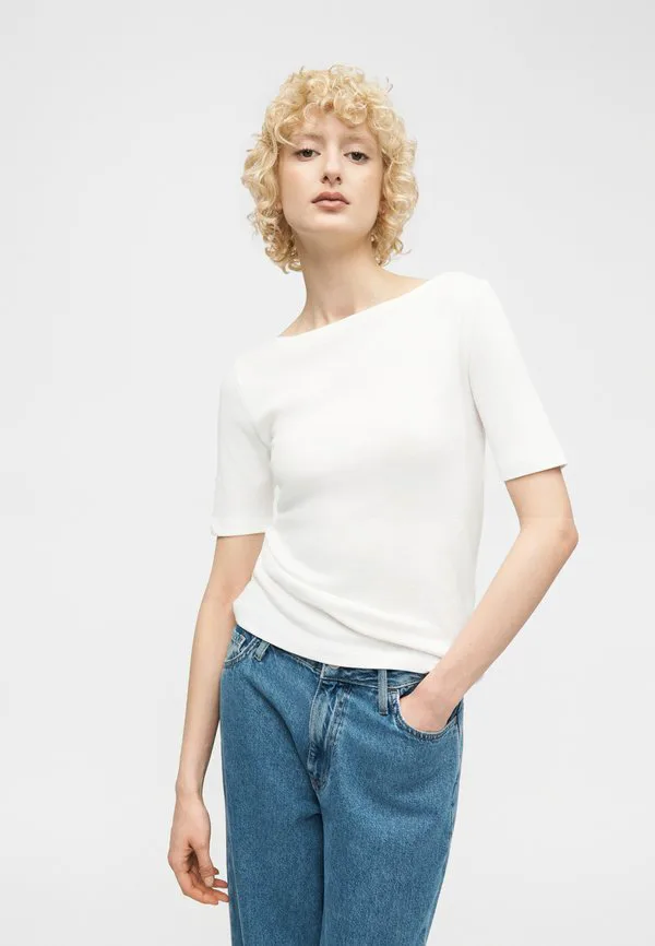 Современная базовая футболка с изображением лодки Gap, New Off White — фото 4