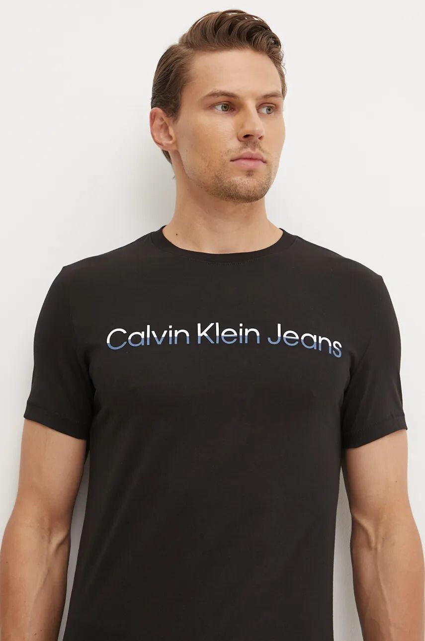 

Хлопковая футболка Calvin Klein Jeans, черный
