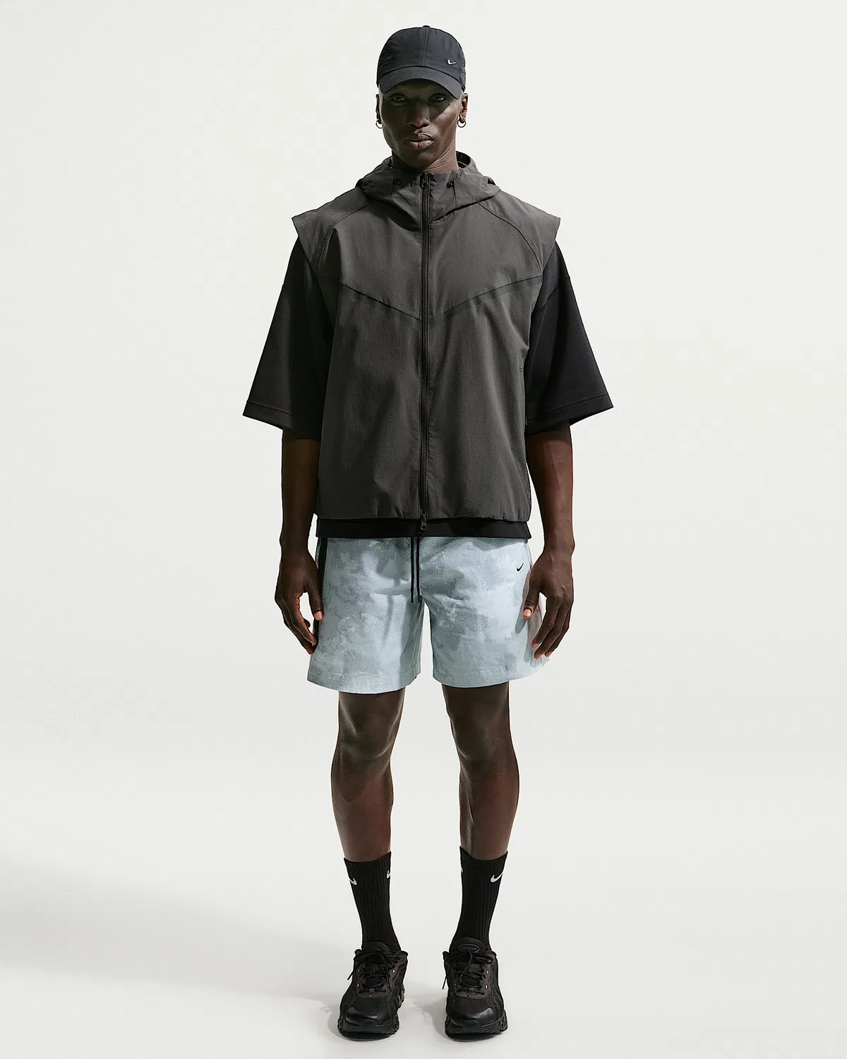Мужские шорты Nike Tech Dri-FIT Woven, Pure Platinum/Black