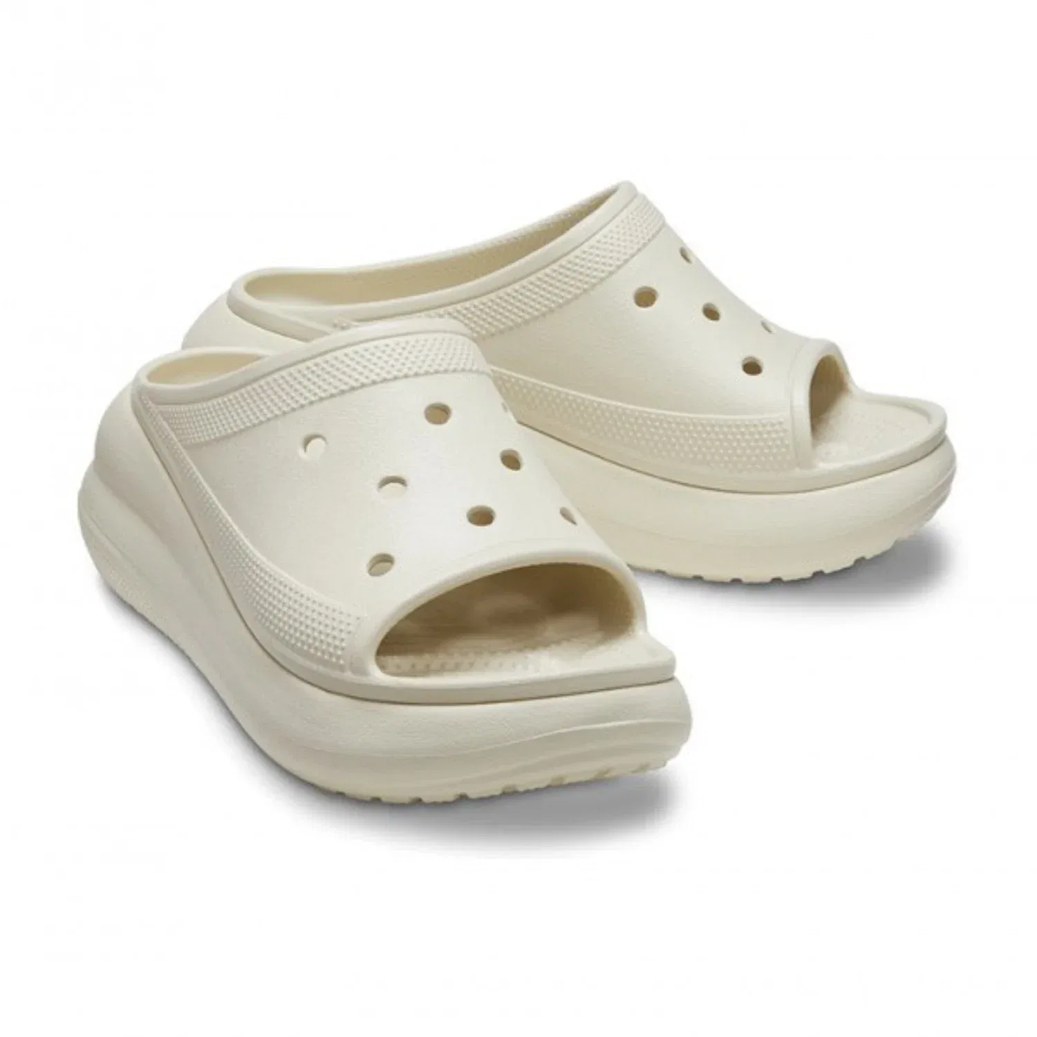 Сандалии Crocs Classic Crush 208731-2Y2, цвет «костяной шлепанец», модель JAX1260
