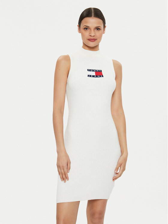 

Вязаное платье slim fit Center Flag DW0DW18607 Tommy Jeans, экрю