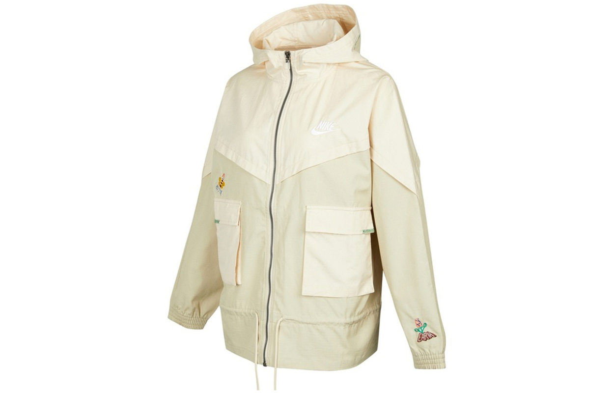 

Куртка женская Ecru Nike