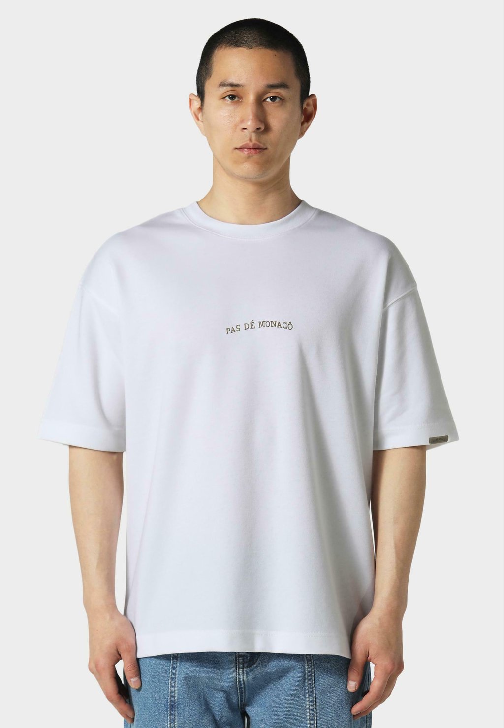 

Базовая футболка BRODERIE Pas de Monaco, белый