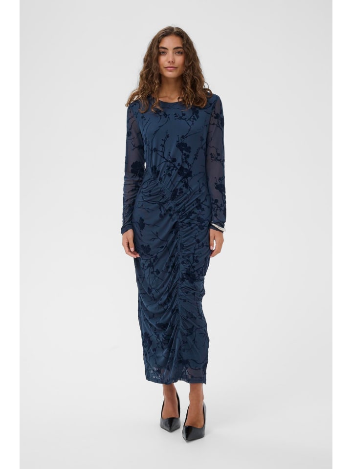 

CULTURE Платье CUalifa, облегающее фигуру, от Salute