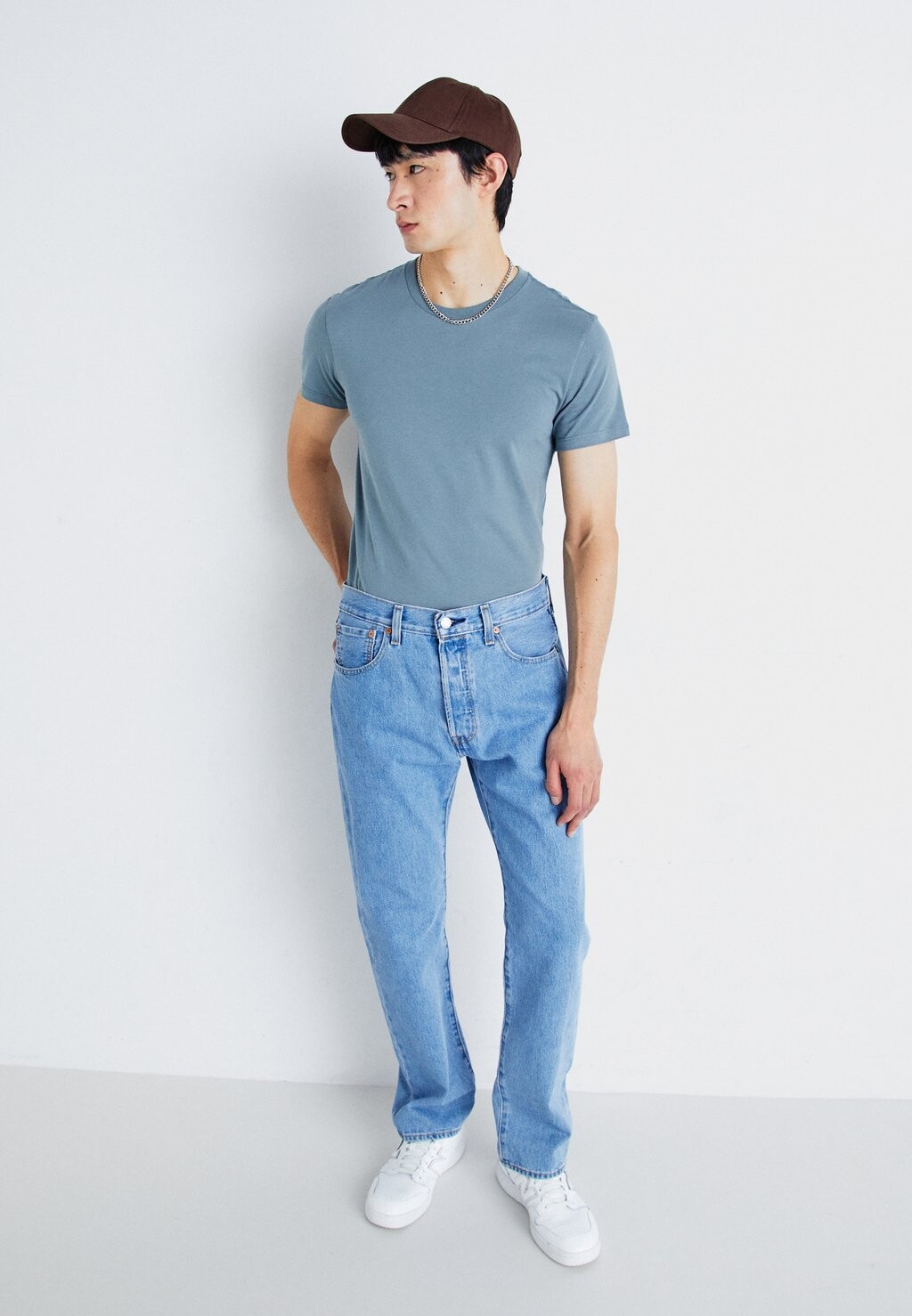 

Базовая футболка CREW NECK 2 PACK Levi's, цвет burnt olive/trooper burnt olive