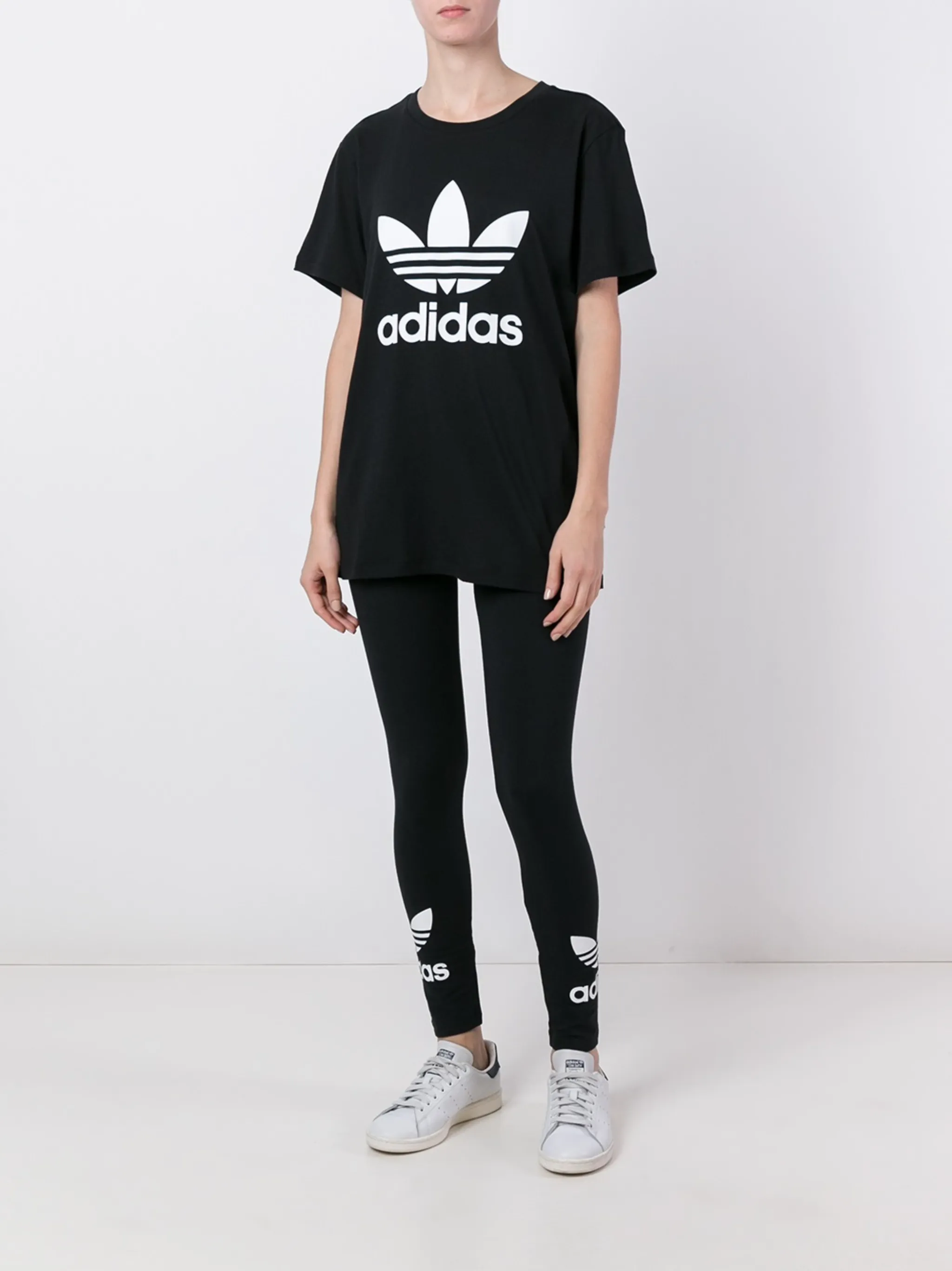 Футболка Trefoil Adidas, черный — фото 2