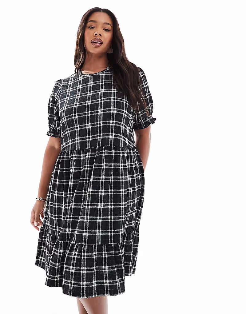 

Мини-платье New Look Curve в клетку с жатым узором черного цвета New Look Plus