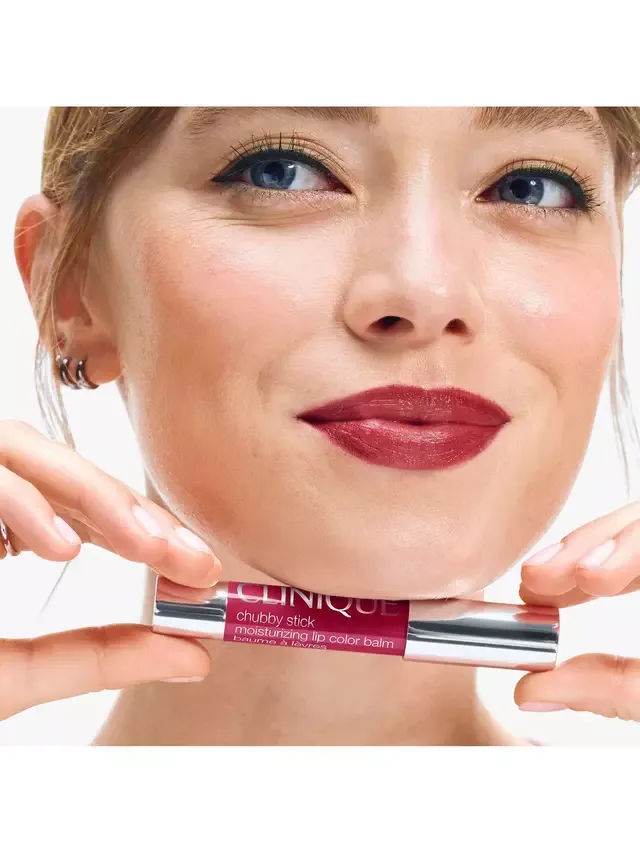 Бальзам для губ Clinique — Увлажняющий Chubby Stick , Super Strawberry, 3 г — фото 3