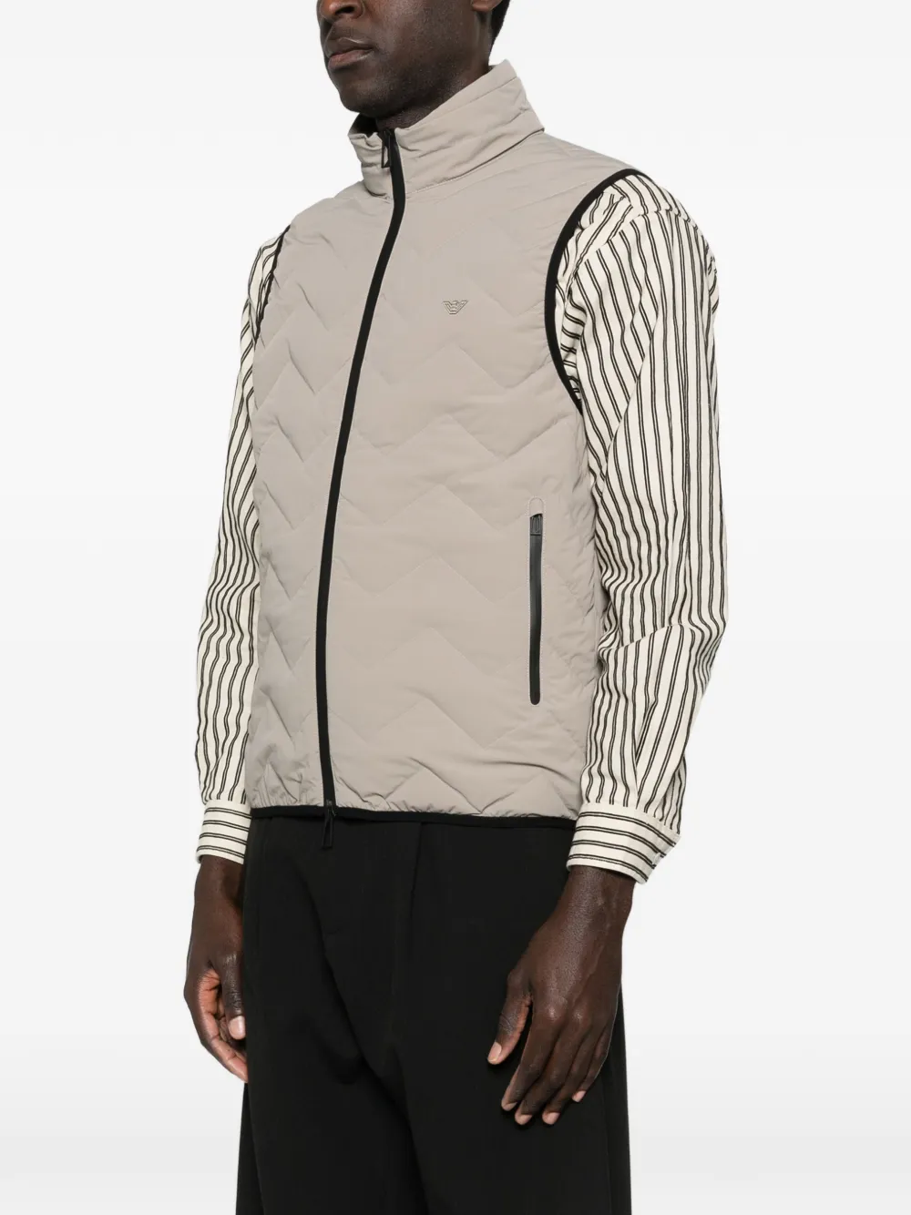 Жилет с застежкой-молнией и узором "елочка" Emporio Armani, бежевый — фото 3