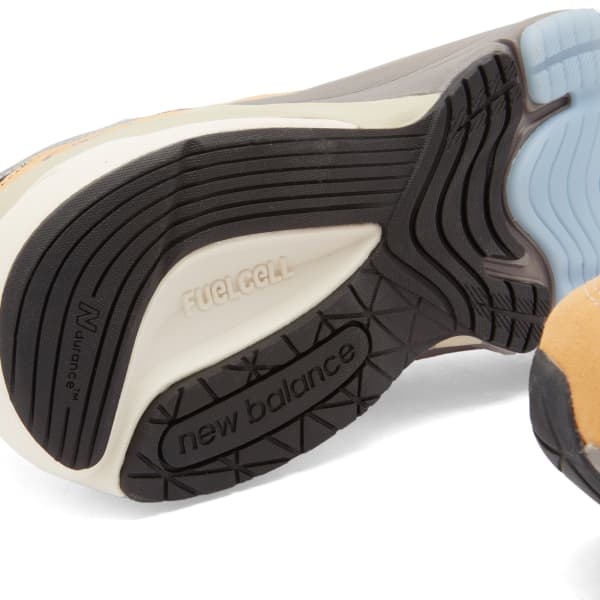 Кроссовки X action bronson 990v6 New Balance, мультиколор — фото 4