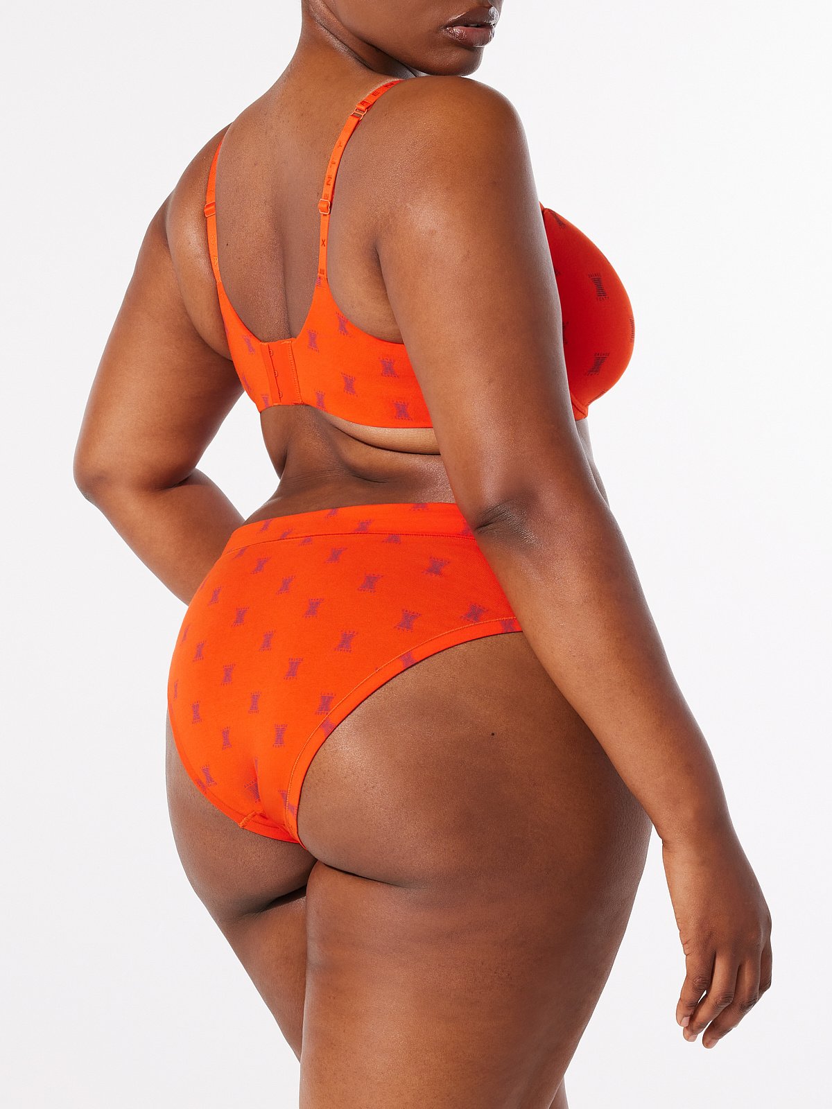 

Трусики Savage X Fenty Cotton Essentials, цвет Fiery Orange/Deep Feelz Purple X Print