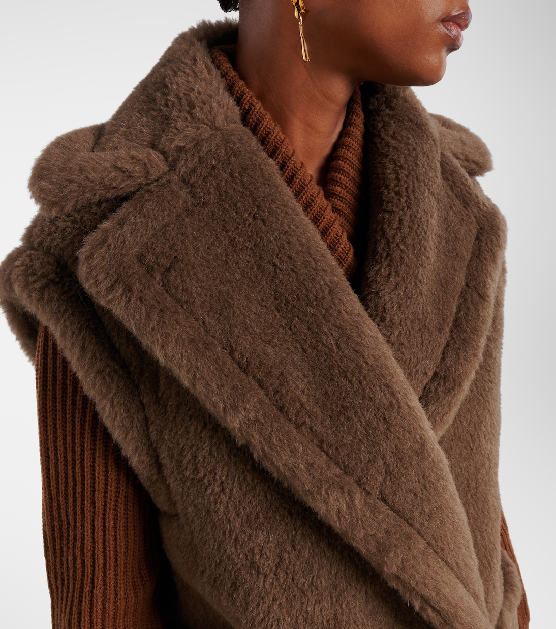 Жилет Тедди из альпаки, шерсти и шелка Max Mara, Cacha Scuro — фото 4