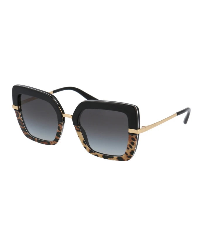 

Стильные солнцезащитные очки модели 0dg4373 Dolce & Gabbana, черный