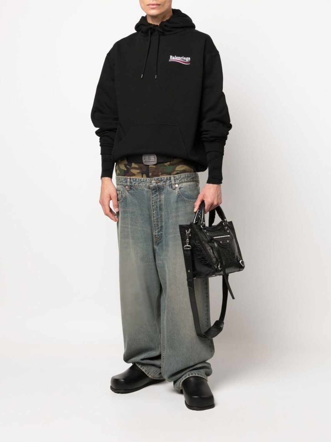 

Balenciaga худи Political Campaign, черный