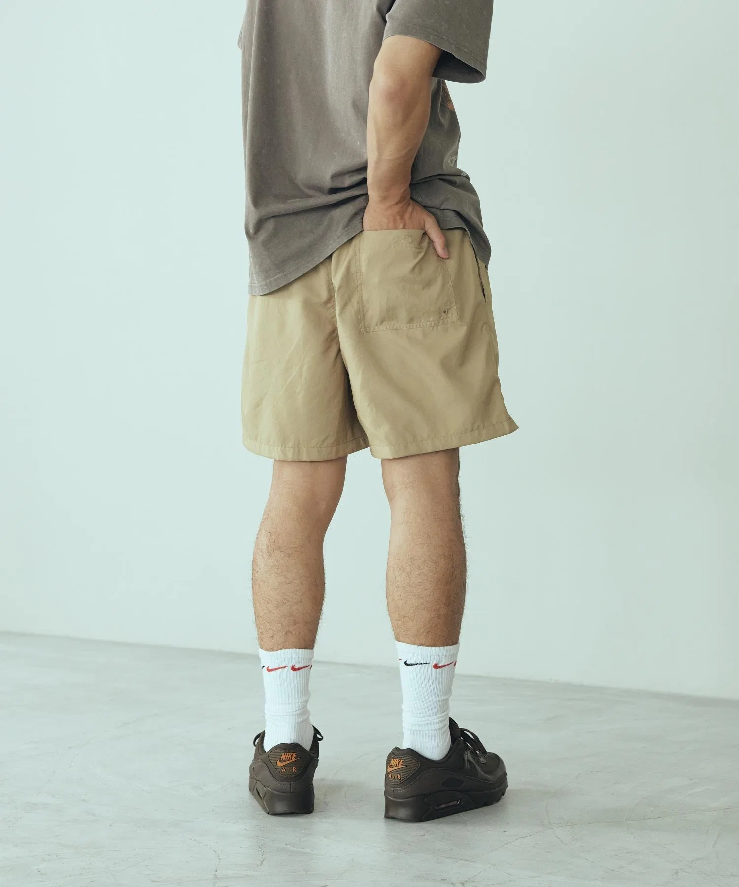 Мужские шорты Nike Club Woven Flow Shorts FN3308-297 — фото 4