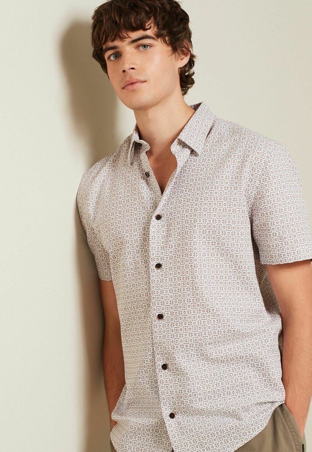 

REGULAR FIT Textured Short Sleeve Next, Рубашка белый