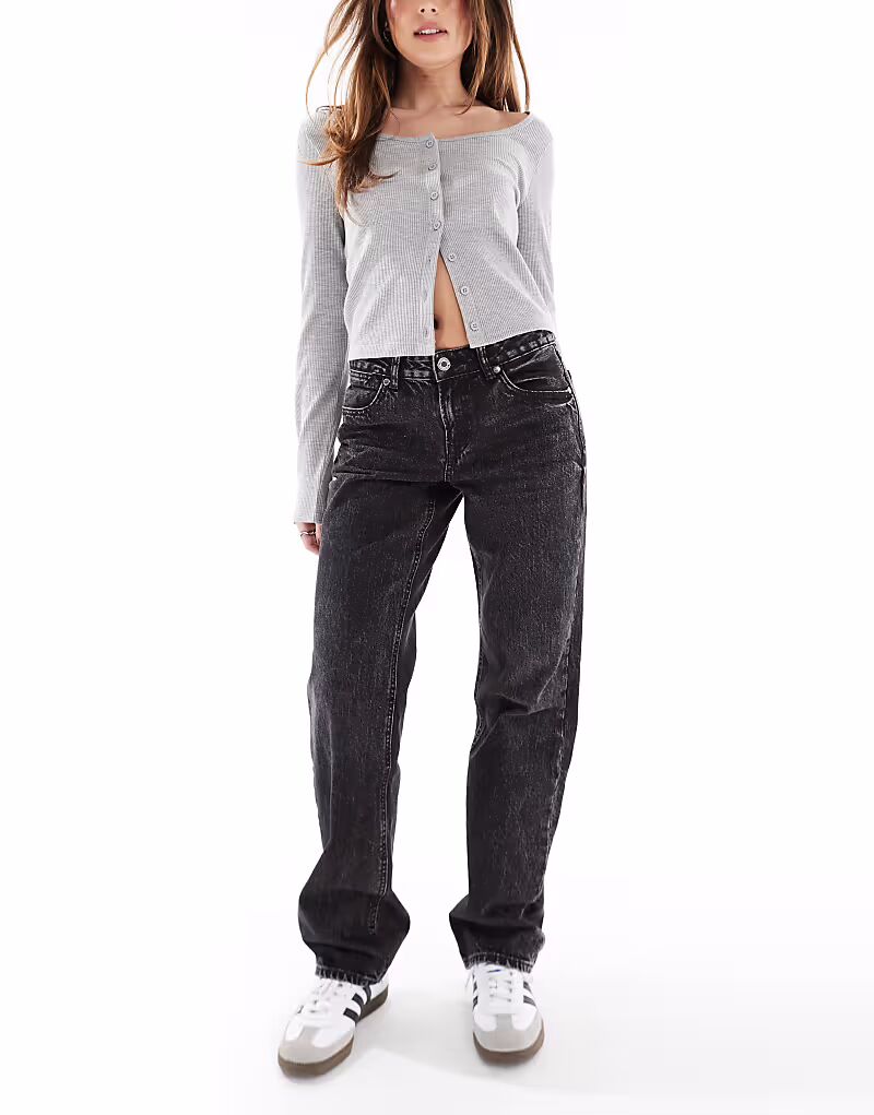 

Джинсы Stradivarius D03 прямого кроя с заниженной талией, черного цвета