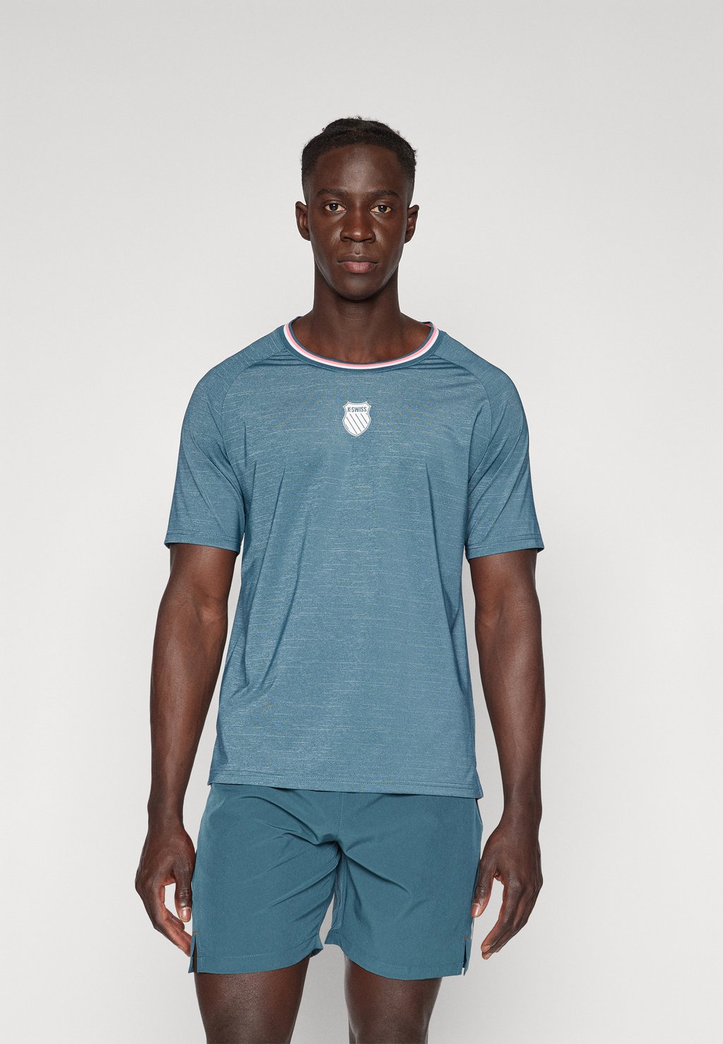 

Базовая футболка HYPERCOURT TEE K-SWISS, сине-зеленый