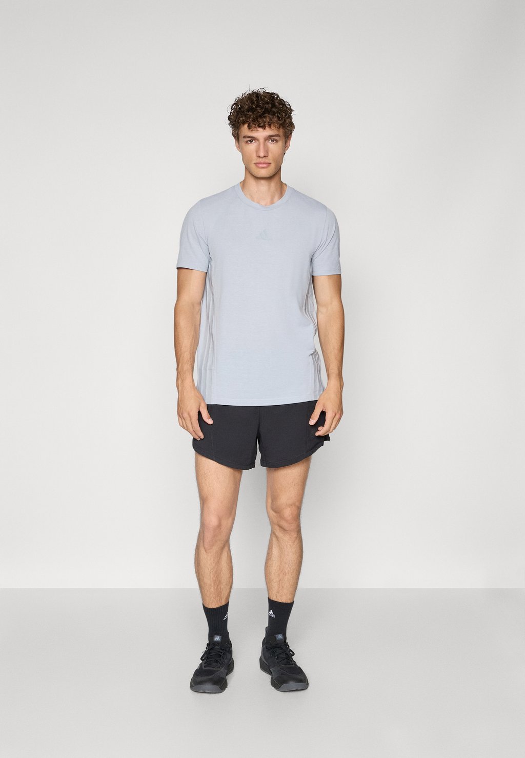 Спортивная футболка TEE Adidas Performance, серебряный — фото 2