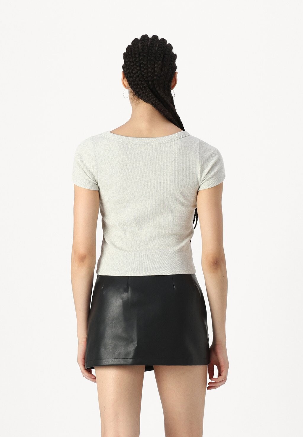 

Базовая футболка Hollister Co., цвет Stone