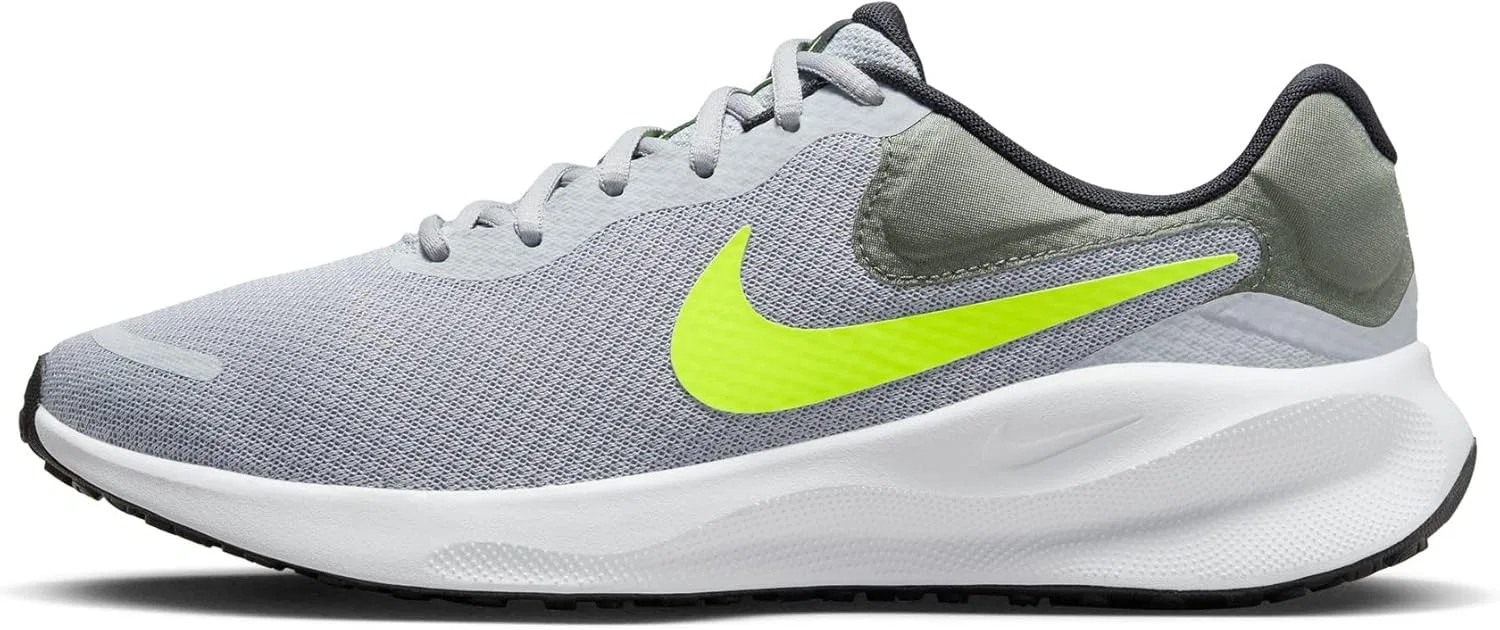 Мужские кроссовки Nike Revolution 7, Wolf Grey Black Wolf Grey Volt Smoke Grey Black