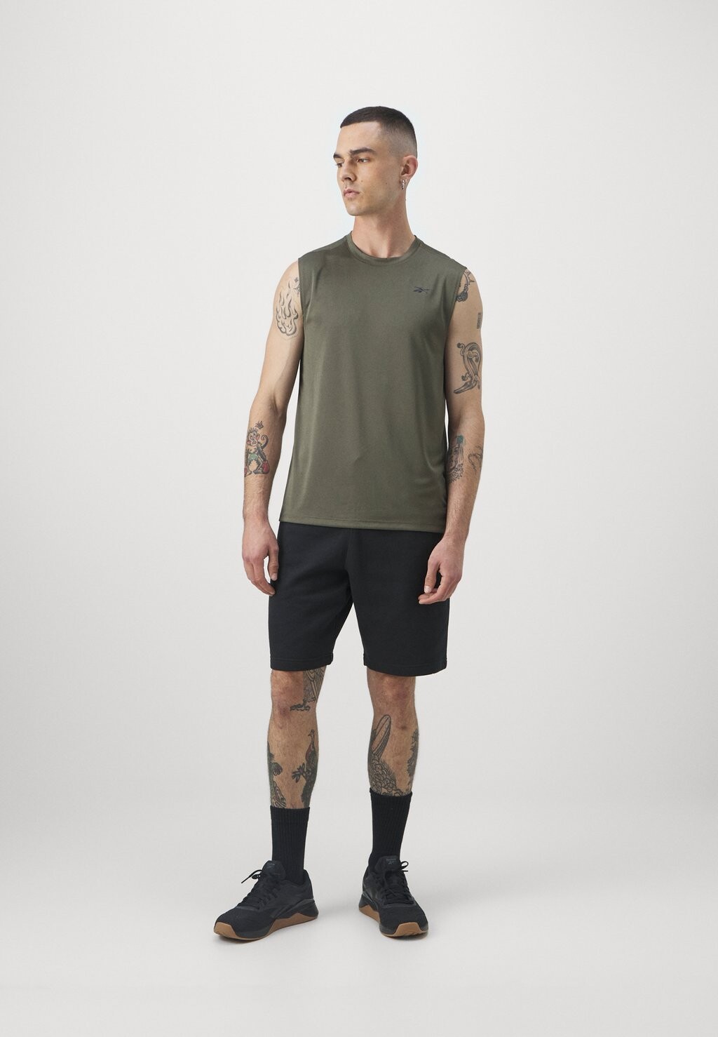 

Спортивные шорты Identity Small Logo Short Reebok, черные