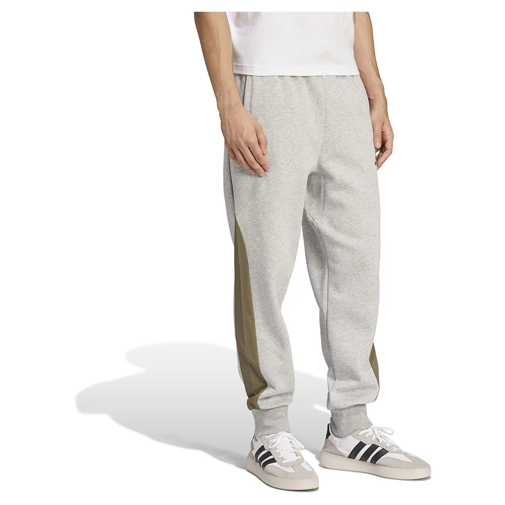 Брюки adidas Seasonal Essentials Colorblock, серый — фото 4