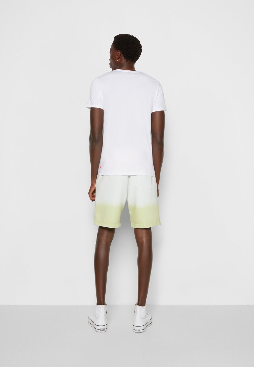 Базовая футболка Crewneck Graphic 2 Pack Levi's, цвет white/caviar — фото 3