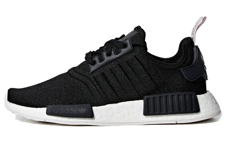 

Кроссовки Adidas Originals NMD_R1 Lifestyle Women BD8026, черный/белый