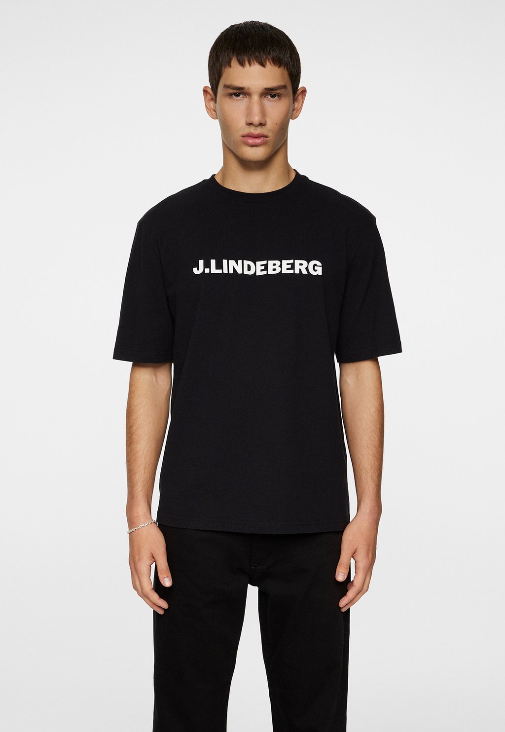 

Футболка с принтом J.LINDEBERG, черный