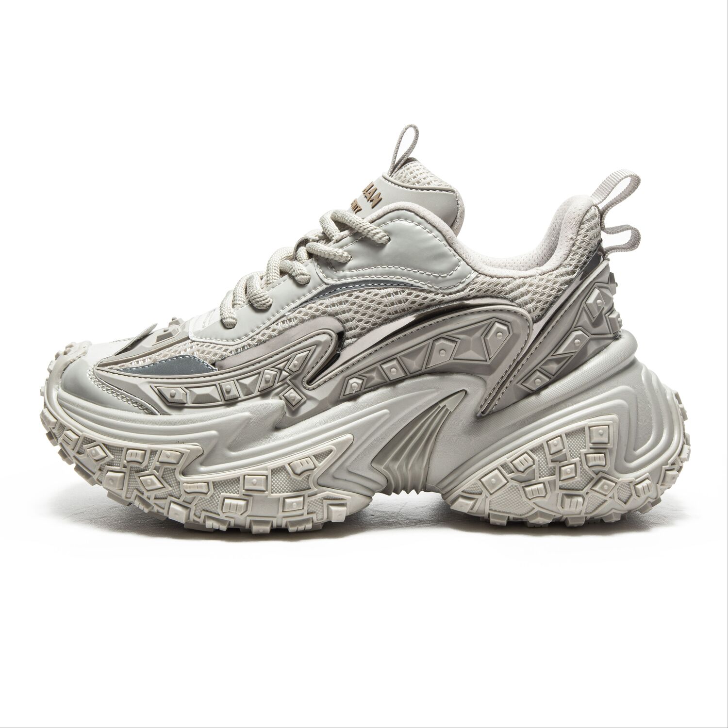 

PONGFINITY Скользоустойчивые массивные кроссовки Unisex Black - Beige, цвет Beige