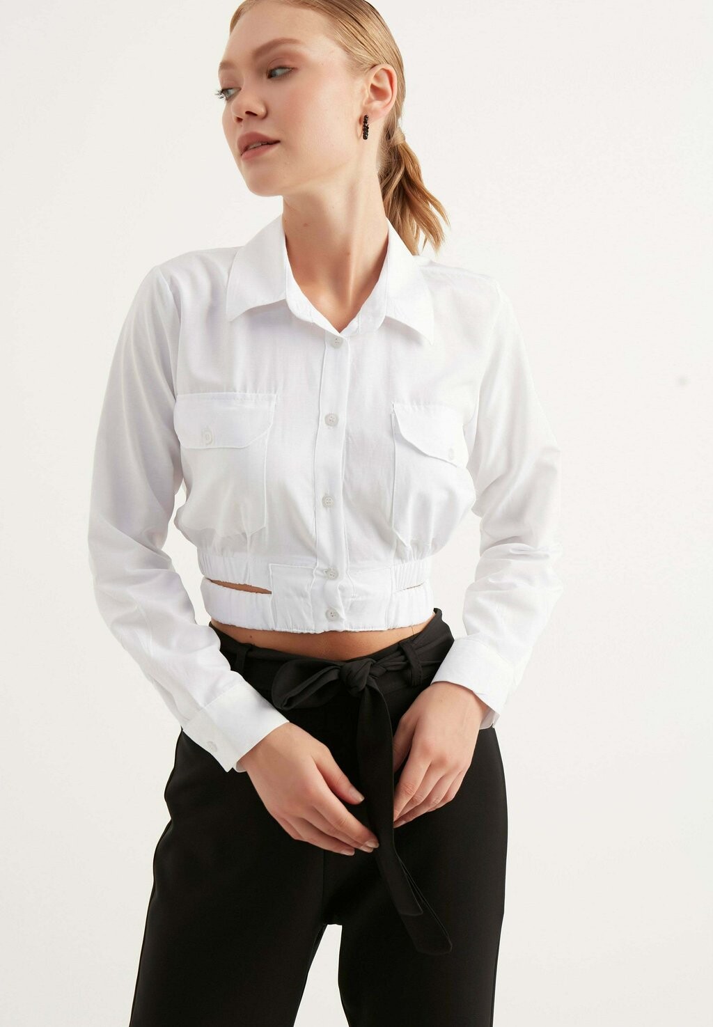 

Блузка-рубашка SHIRRED Herita, цвет white