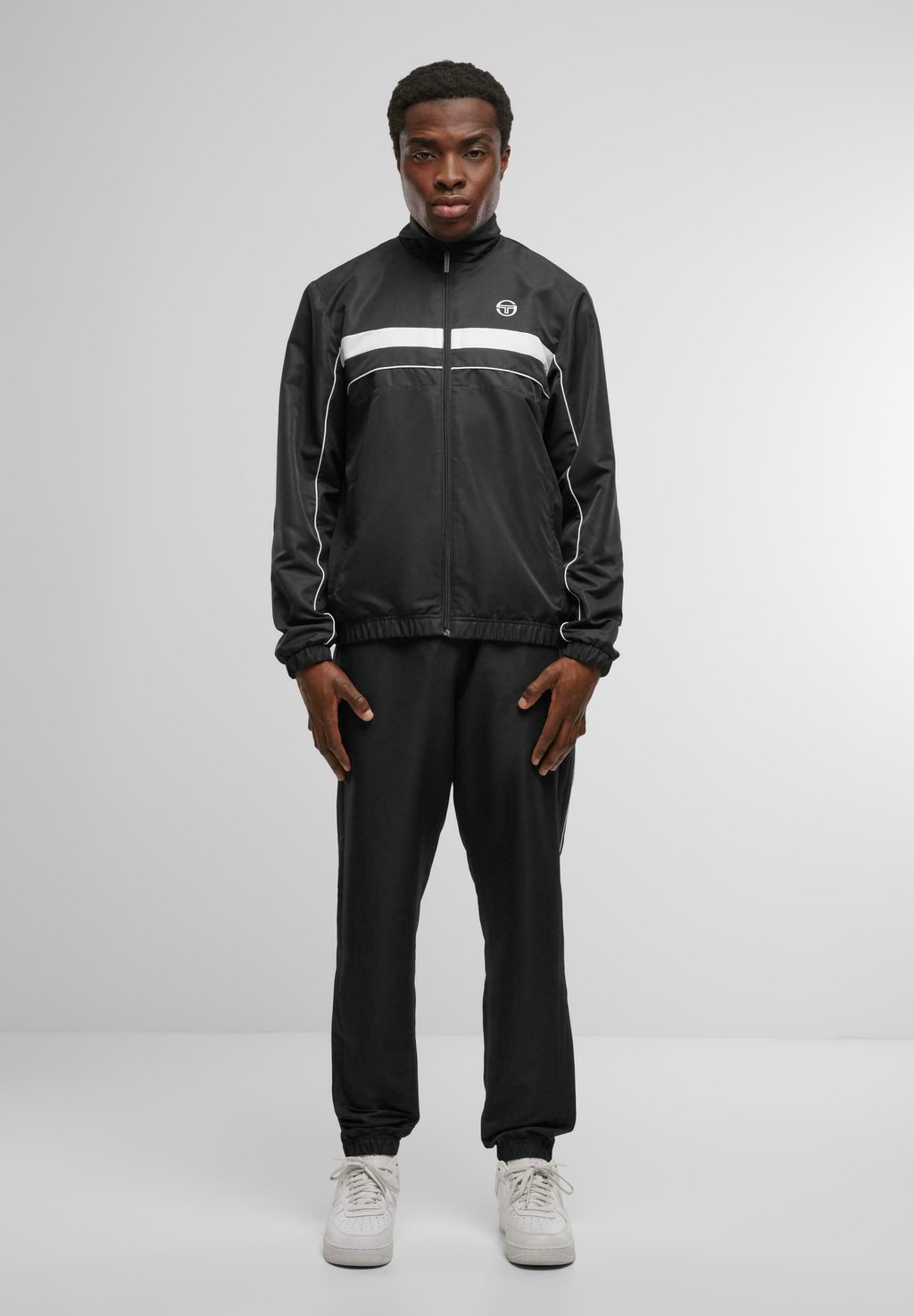 

Спортивный костюм ZELMA 025 Sergio Tacchini, черный