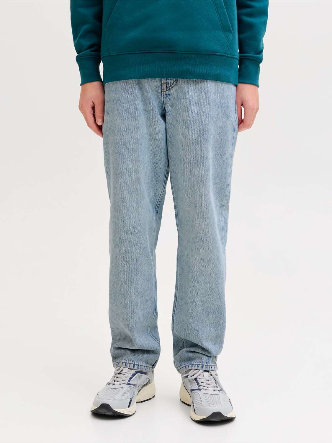 Jack & Jones Junior Джинсы свободного кроя 'JJICHRIS JJORIGINAL' в светло-голубом цвете — фото 4