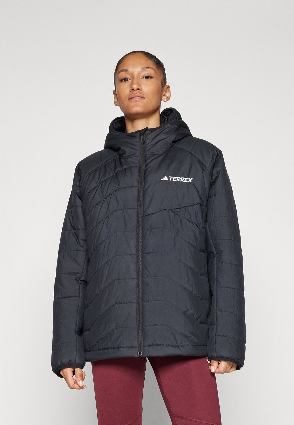 

Зимняя куртка Adidas Terrex, черный