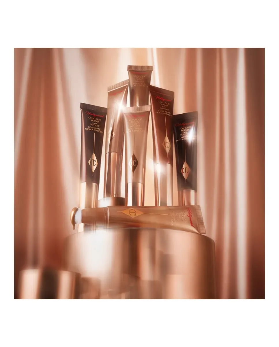 Бронзирующая пудра Hollywood Contour Wand Charlotte Tilbury, Tan-Deep — фото 4