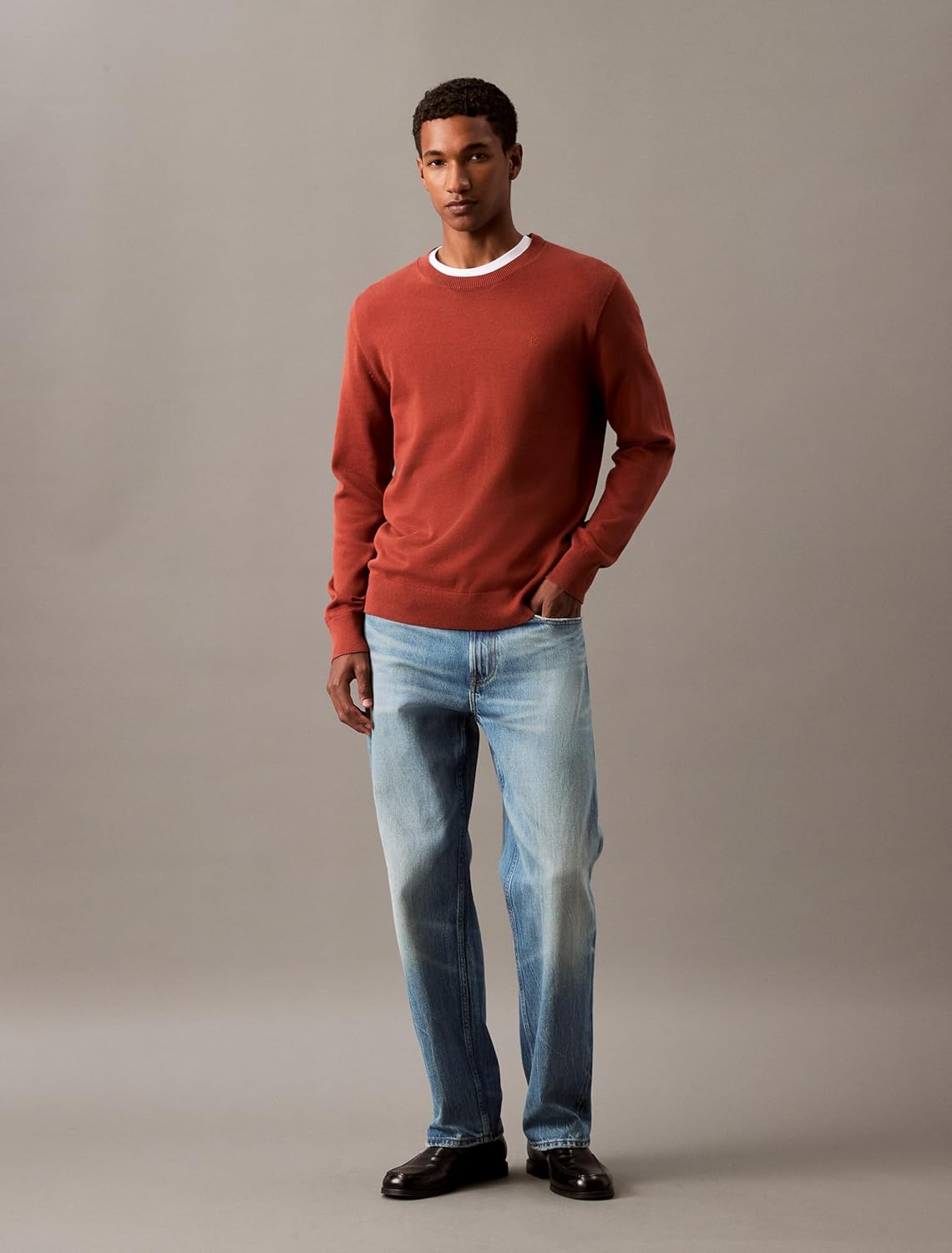 Мужской свитер Calvin Klein из смеси хлопка, объемный, с круглым вырезом, в рубчик, Roasted Russet — фото 4