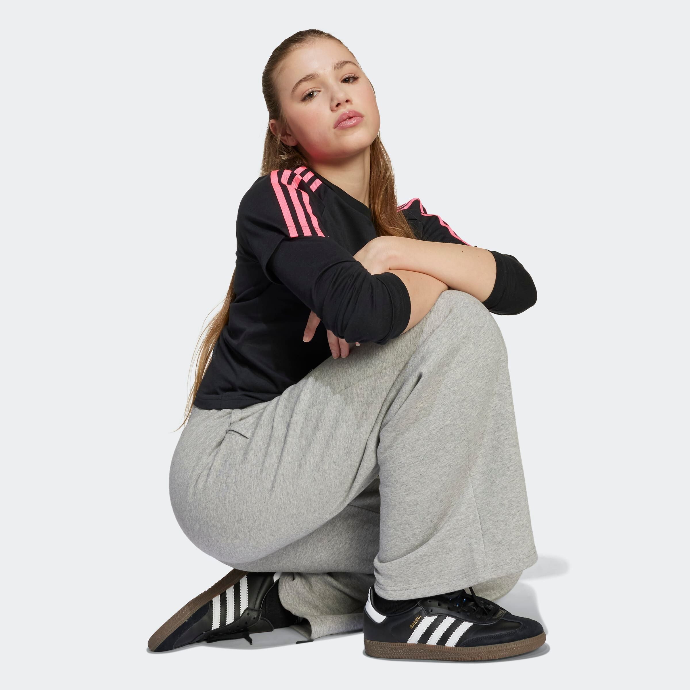 Adidas Originals Широкие брюки в сером цвете — фото 4