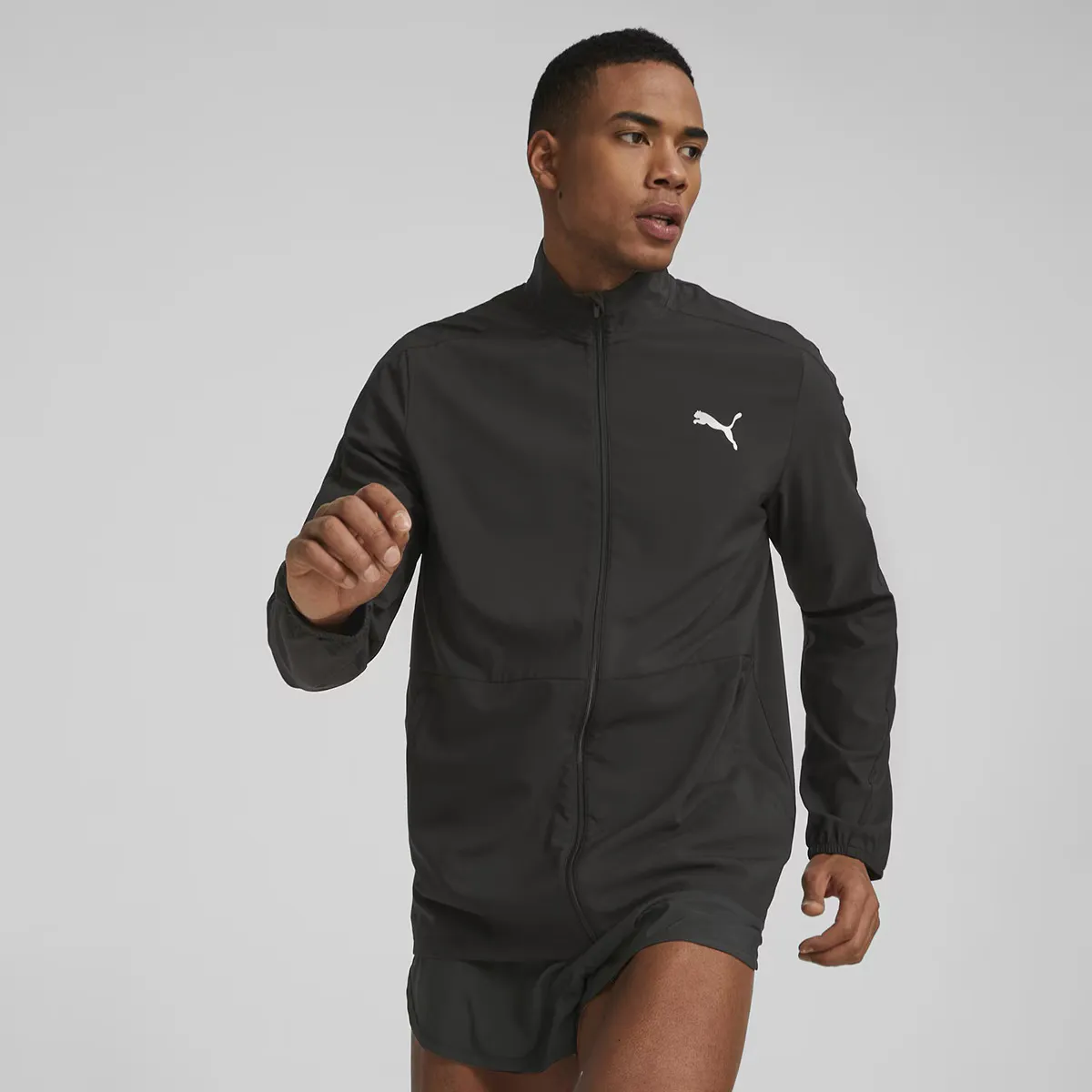 

Любимая мужская куртка Puma Run, чёрный