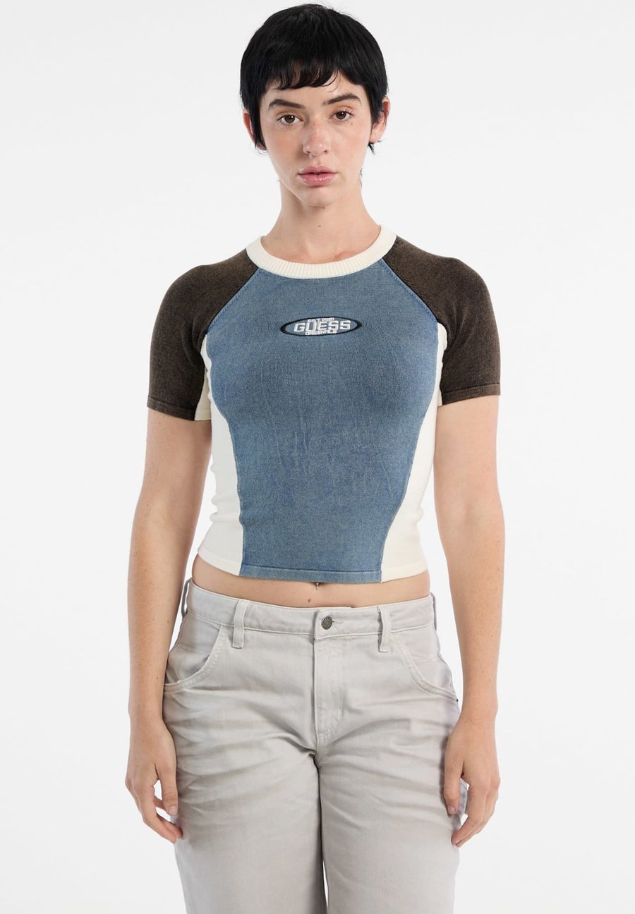 

Футболка Guess Print T-shirt, Mehrfarbig/Grundton Blau/Blue, Синий, Футболка Guess Print T-shirt, Mehrfarbig/Grundton Blau/Blue