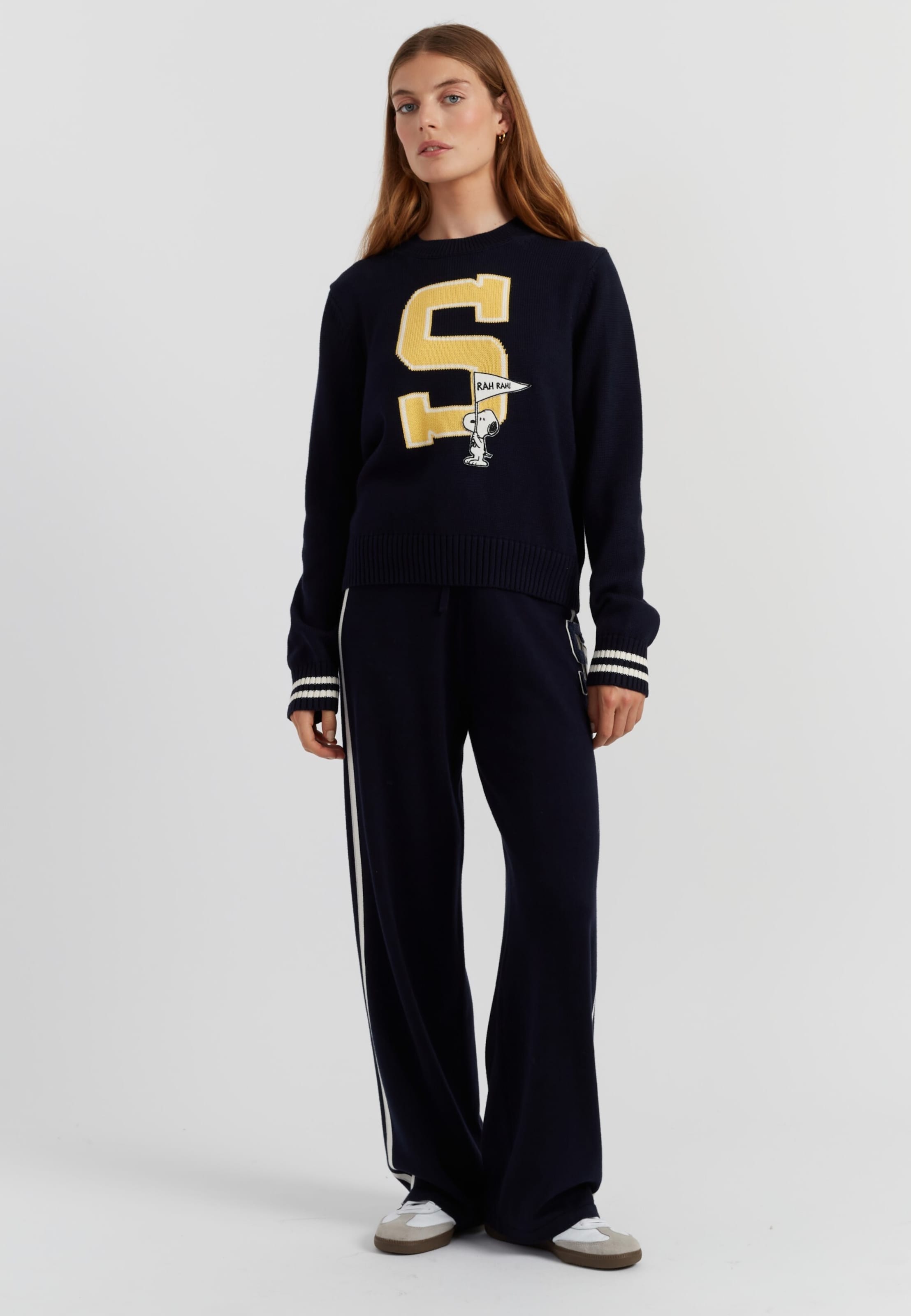 

Chinti & Parker Свитер 'Snoopy Varsity' в цвете Navy